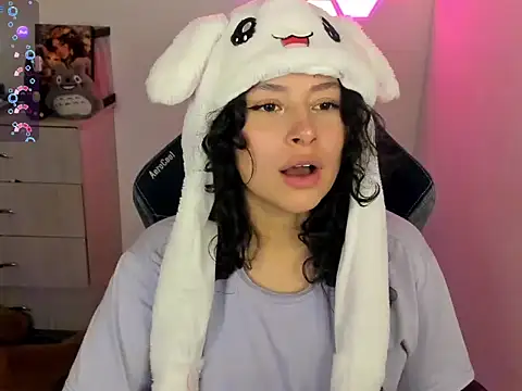 emillyaqua online show from 26, 2, 2026