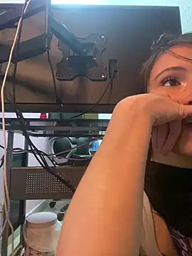 Michelle ec online show from 22, 7, 2026