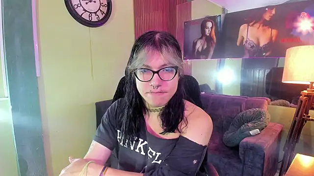 lilith ayanami online show from 27, 5, 2026