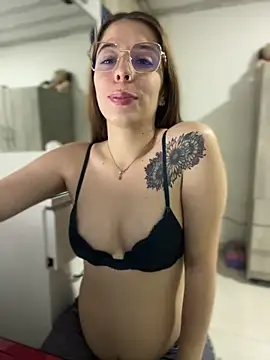 NatalyPinky online show from 25, 4, 2026
