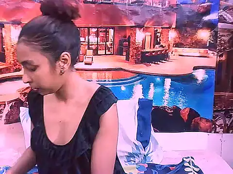 IndianSexyButt online show from 21, 4, 2026