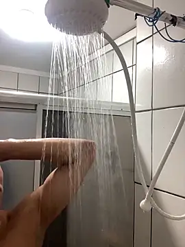 ofjuliaa online show from 4, 3, 2026