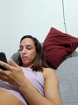 ofjuliaa online show from 23, 4, 2026