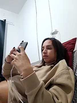 Snapshot of ofjuliaa chatting on 24, 5, 2026 ofjuliaa online show from 24, 5, 2026