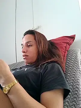 Snapshot of ofjuliaa chatting on 2, 6, 2026 ofjuliaa online show from 2, 6, 2026
