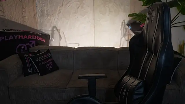 Snapshot of Mila_Rose054 chatting on 11, 3, 2026 Mila Rose054 online show from 11, 3, 2026