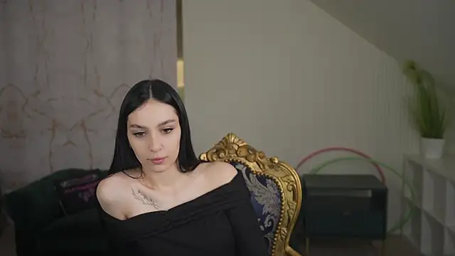 Snapshot of Mila_Rose054 chatting on 16, 3, 2026 Mila Rose054 online show from 16, 3, 2026