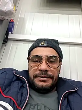 julian-112 online show from 27, 2, 2026