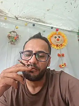julian-112 online show from 24, 6, 2026