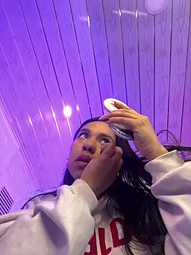 DulceRouss  online show from 10, 4, 2026