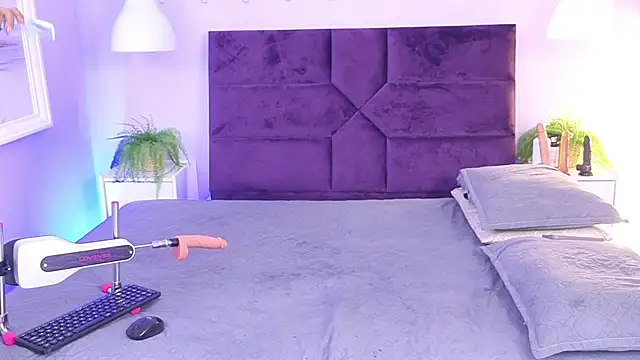 Yasminbrattz online show from 23, 4, 2026