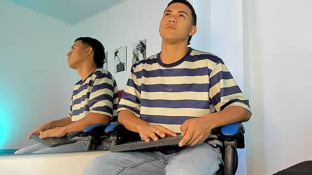 Liamsubtle01 online show from 20, 4, 2026