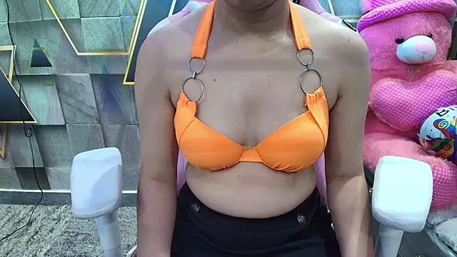 NymphoIsLive online show from 20, 4, 2026