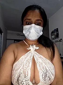 Snapshot of VAIGA chatting on 8, 4, 2026 VAIGA online show from 8, 4, 2026