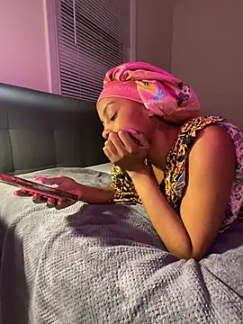 Snapshot of oshun6360 chatting on 1, 3, 2026 oshun6360 online show from 1, 3, 2026