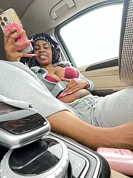 Snapshot of oshun6360 chatting on 11, 3, 2026 oshun6360 online show from 11, 3, 2026