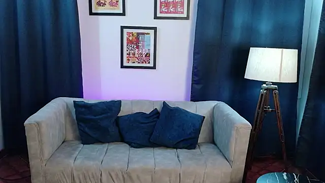 Snapshot of SofiaMante_ chatting on 10, 5, 2026 SofiaMante online show from 10, 5, 2026