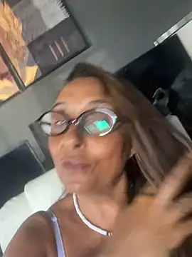 Snapshot of Annalua73 chatting on 7, 2, 2026 Annalua73 online show from 7, 2, 2026