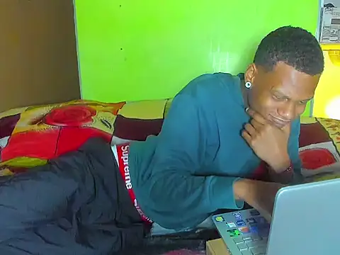 aunstin mohamme online show from 27, 3, 2026