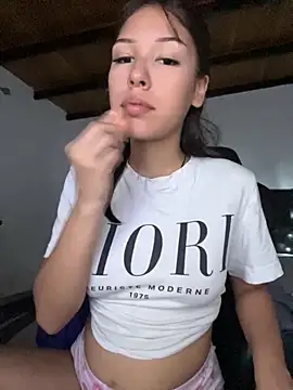 Kitty20205 online show from 13, 3, 2026