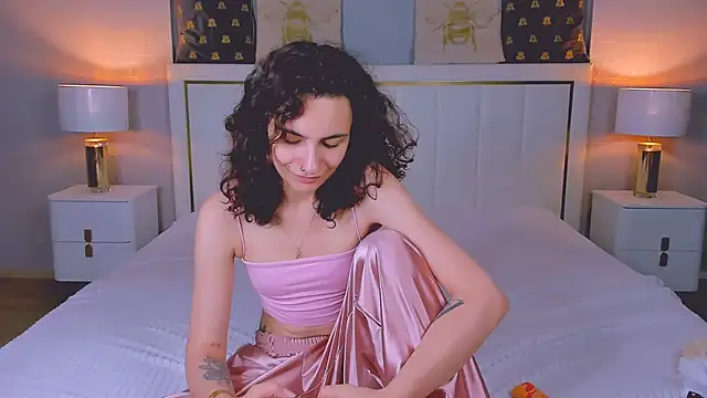 RIANA SI online show from 10, 7, 2026