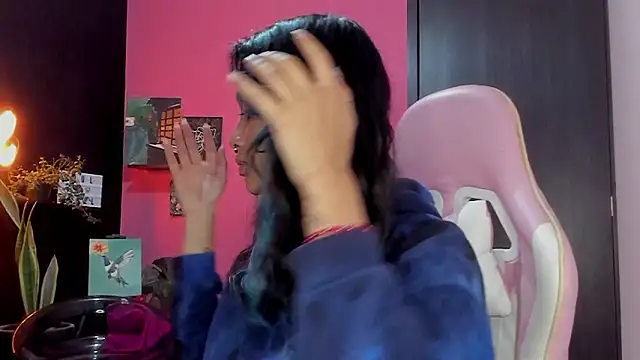 azula lillet online show from 17, 2, 2026