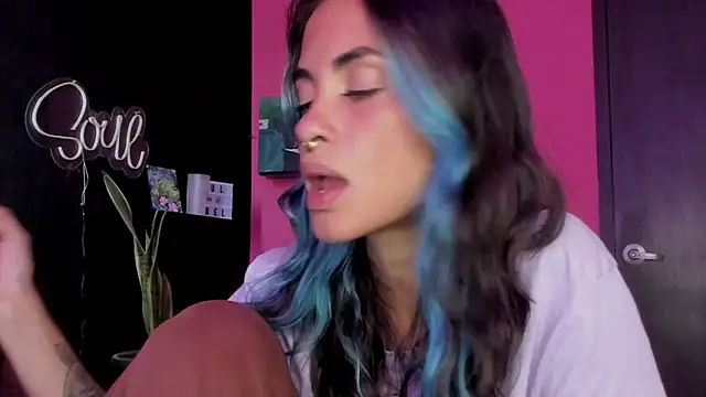 azula lillet online show from 17, 4, 2026