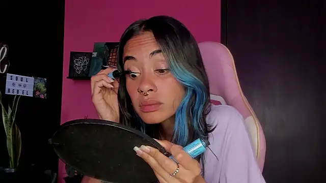 azula lillet online show from 28, 4, 2026