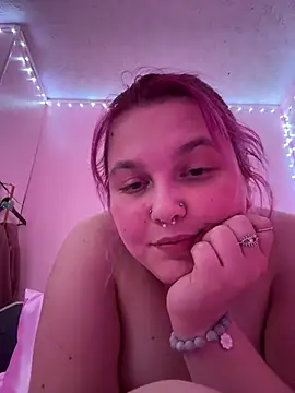 NeedyQueen online show from 2, 4, 2026
