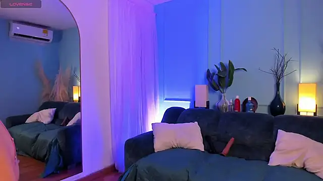 Nicki Ripperton online show from 24, 4, 2026