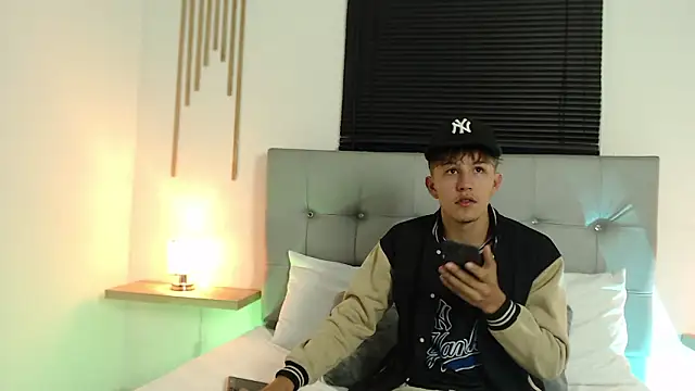 johnny blake  online show from 3, 2, 2026