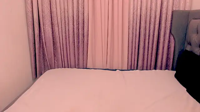 savanna pleasure online show from 28, 7, 2026