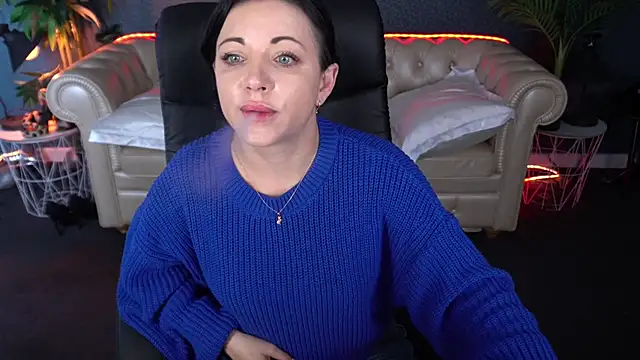 Dafni Monn online show from 22, 4, 2026