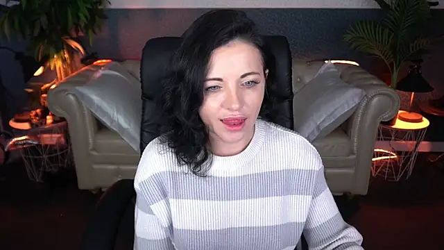 Dafni Monn online show from 23, 4, 2026