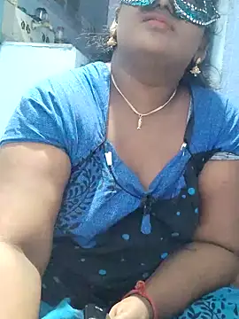 divyasree1431 online show from 13, 1, 2026