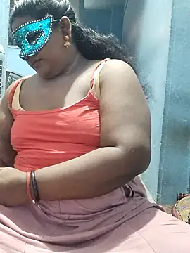 divyasree1431 online show from 13, 4, 2026