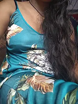 Nilam cute online show from 9, 6, 2026