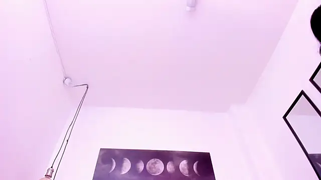 Britney Cortez online show from 23, 4, 2026