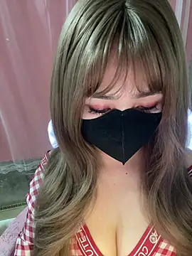 -Violet-t online show from 11, 4, 2026