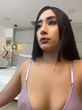 IvonneOwen online show from 6, 6, 2026