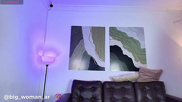 big woman online show from 11, 2, 2026