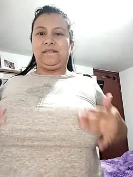 Snapshot of SexyandnaughtyLatinos chatting on 25, 2, 2026 SexyandnaughtyLatinos online show from 25, 2, 2026