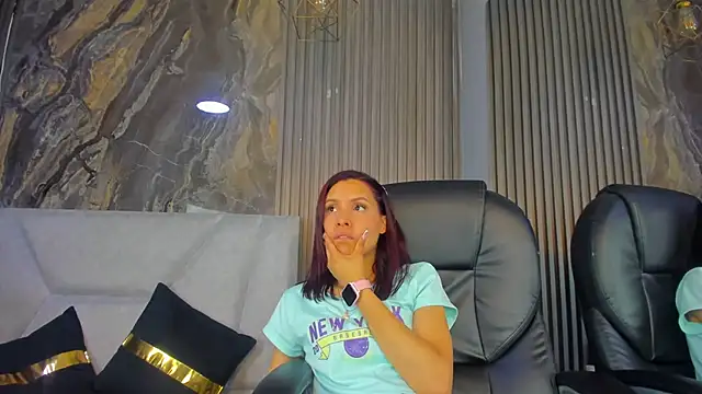 GraceAlexa12 online show from 20, 4, 2026