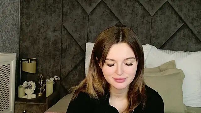 Karina Thorn online show from 8, 2, 2026