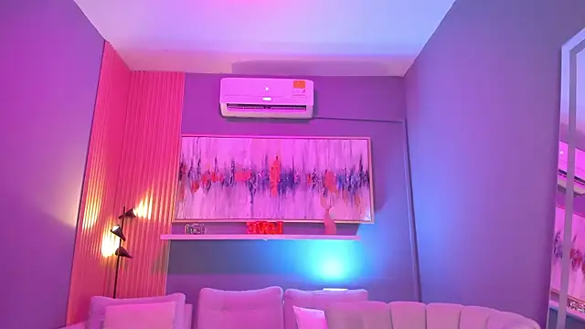 Snapshot of lilian_vergara chatting on 9, 1, 2026 lilian vergara online show from 9, 1, 2026