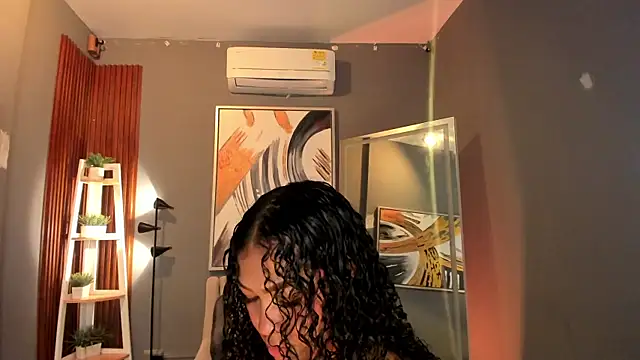 ailann  online show from 22, 4, 2026