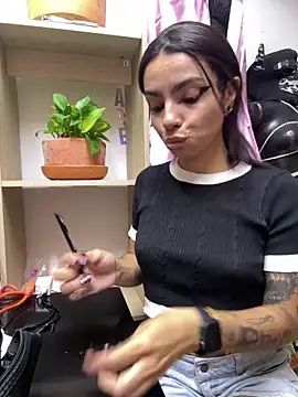 Electra Darkk online show from 24, 4, 2026