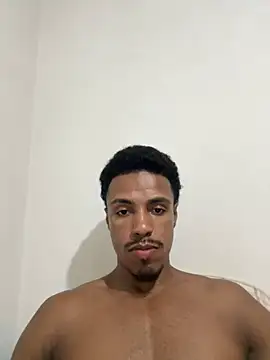 LorenzoBlack27 online show from 18, 4, 2026