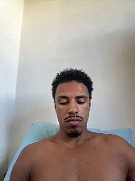 LorenzoBlack27 online show from 25, 4, 2026