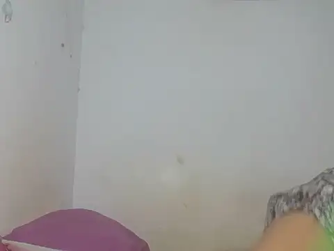 Snapshot of Zyeiii chatting on 19, 6, 2026 Zyeiii online show from 19, 6, 2026